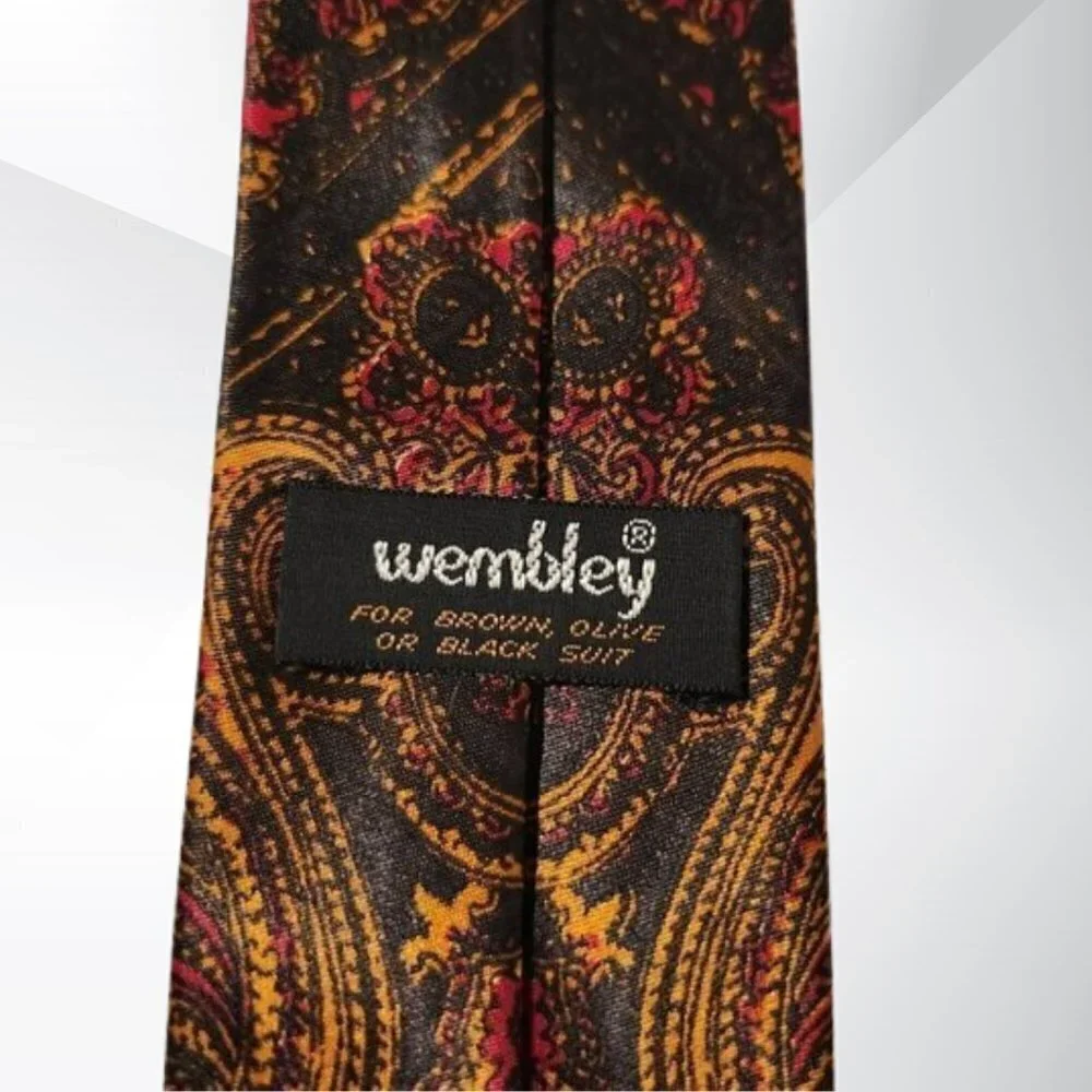2/$20 Vintage Wembley Tie Classic 53